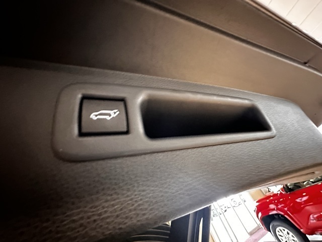 new 2025 Toyota Highlander Hybrid car