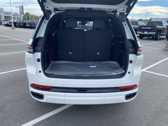 new 2025 Jeep Grand Cherokee L car, priced at $65,067