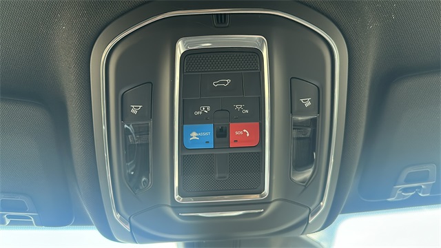 new 2025 Jeep Grand Cherokee car, priced at $47,453
