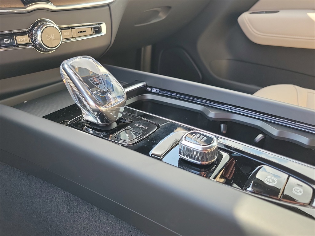 new 2026 Volvo XC60 car, priced at $49,665