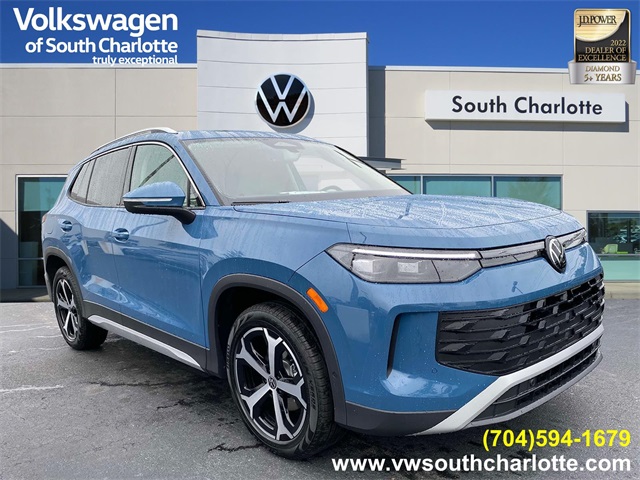 new 2025 Volkswagen Tiguan car, priced at $36,031