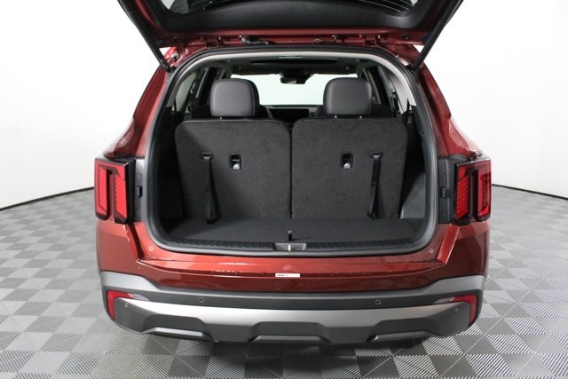 new 2025 Kia Sorento car, priced at $42,132