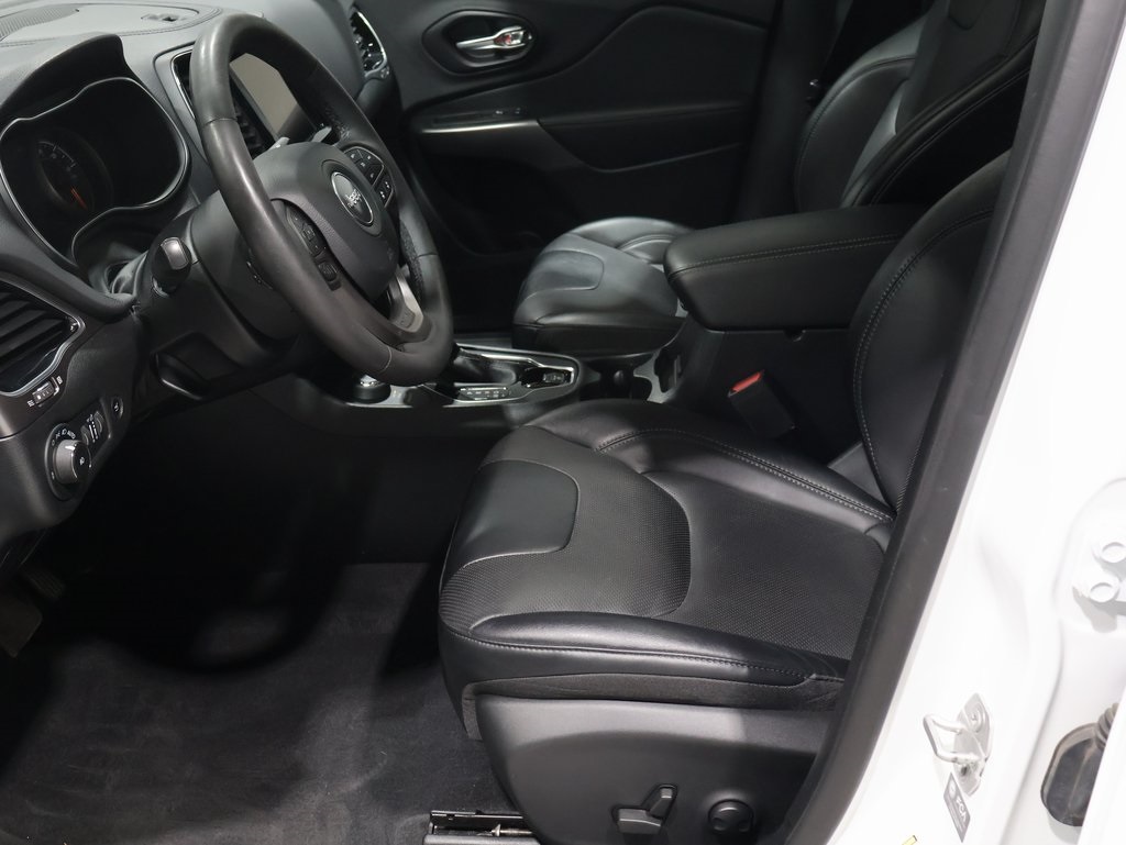 used 2022 Jeep Cherokee car, priced at $25,500
