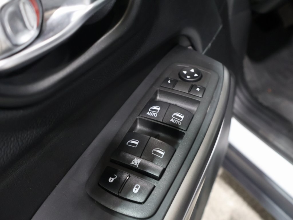 used 2022 Jeep Cherokee car, priced at $25,500
