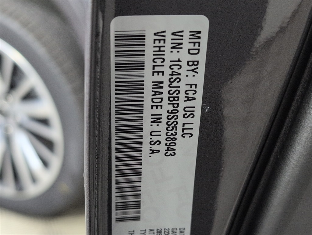 new 2025 Jeep Wagoneer L car, priced at $80,230