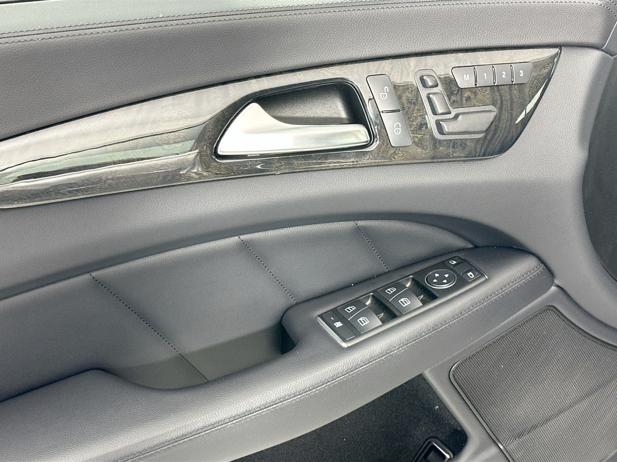 used 2012 Mercedes-Benz CLS car, priced at $19,999