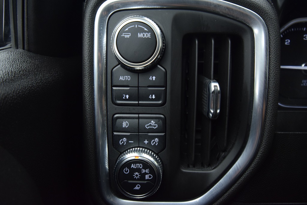 used 2021 GMC Sierra 1500 car, priced at $38,500
