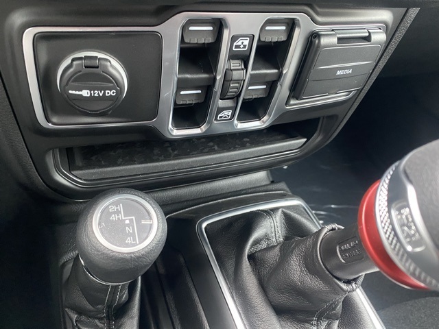 new 2025 Jeep Wrangler car, priced at $39,916
