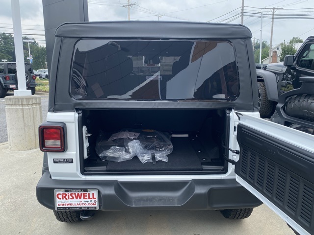 new 2025 Jeep Wrangler car, priced at $39,916