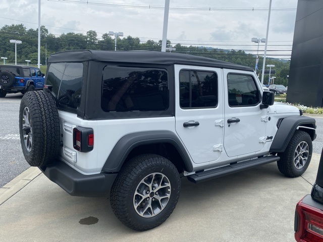 new 2025 Jeep Wrangler car, priced at $39,916