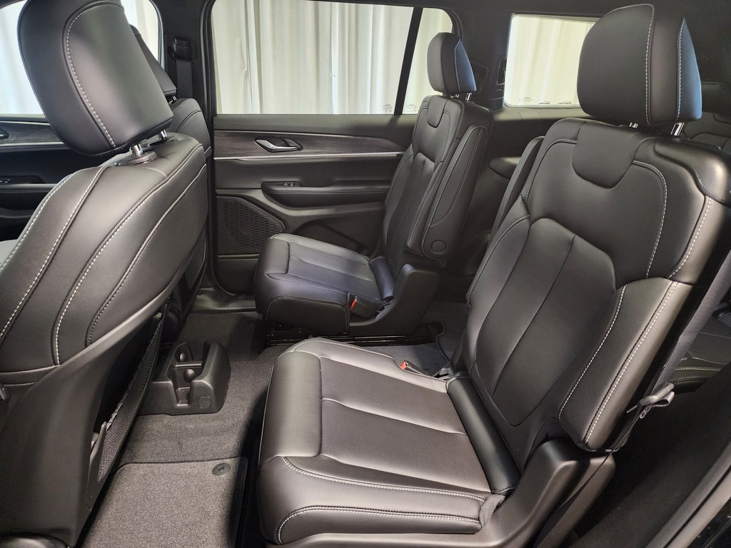 new 2025 Jeep Grand Cherokee L car, priced at $47,784