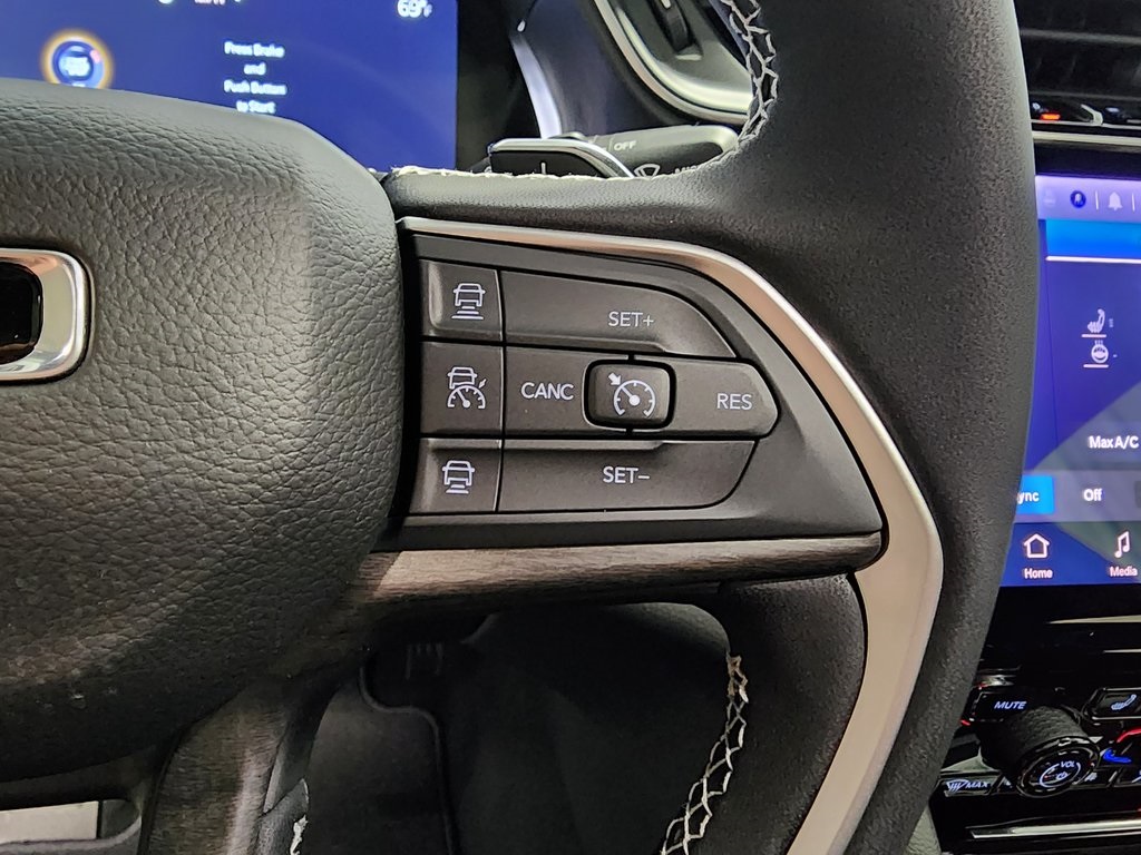 new 2025 Jeep Grand Cherokee L car, priced at $47,784