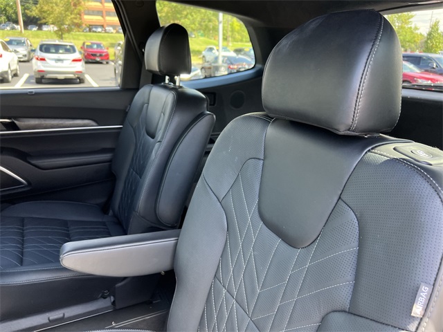 used 2024 Kia Telluride car, priced at $47,940