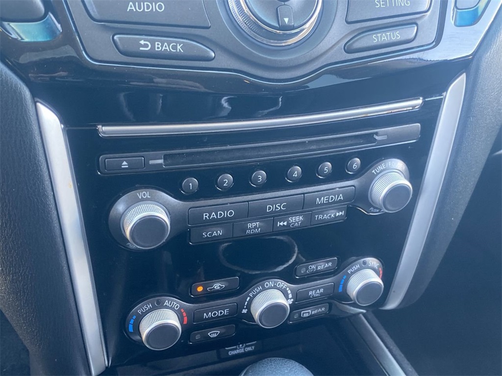 used 2020 Nissan Pathfinder car