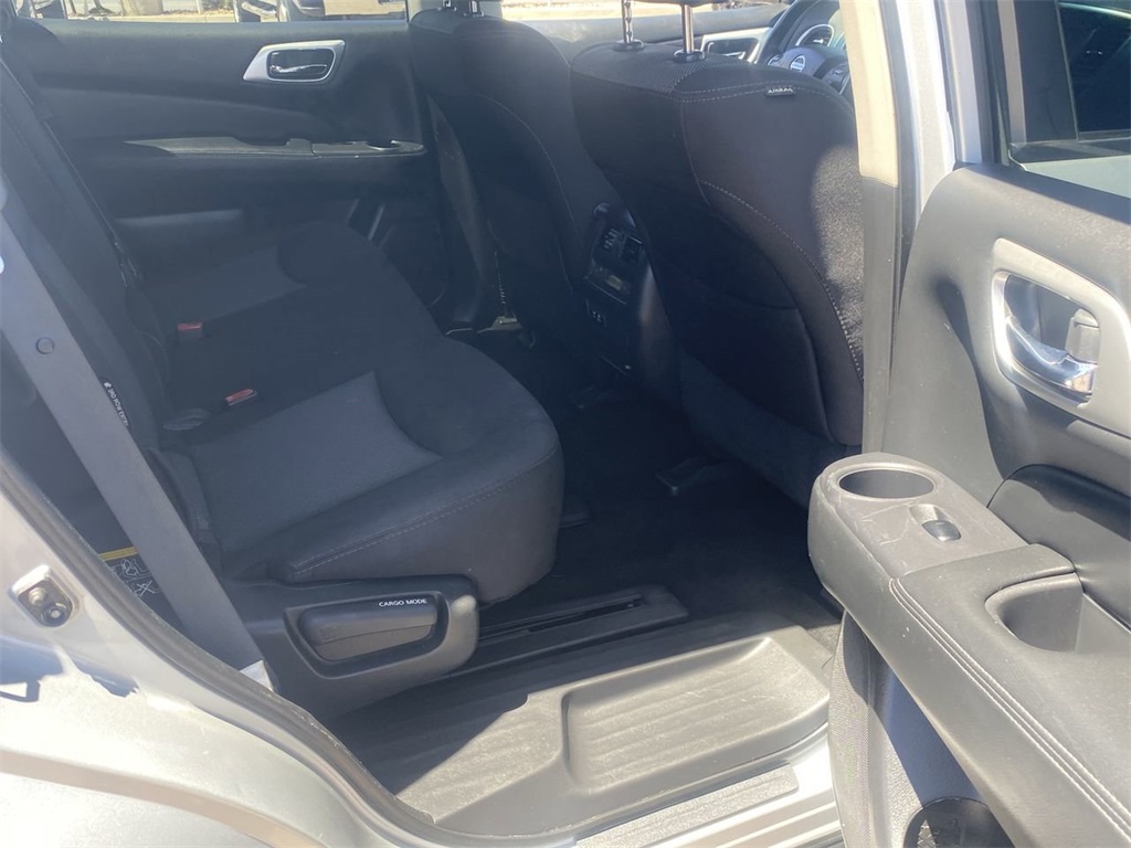 used 2020 Nissan Pathfinder car