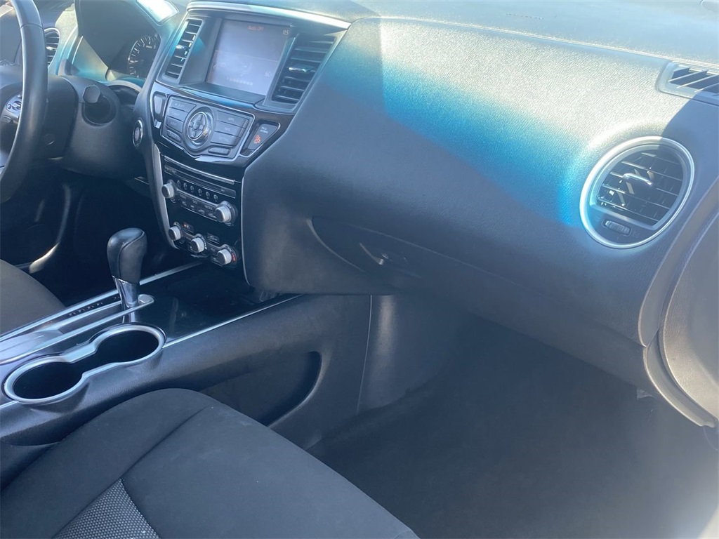 used 2020 Nissan Pathfinder car
