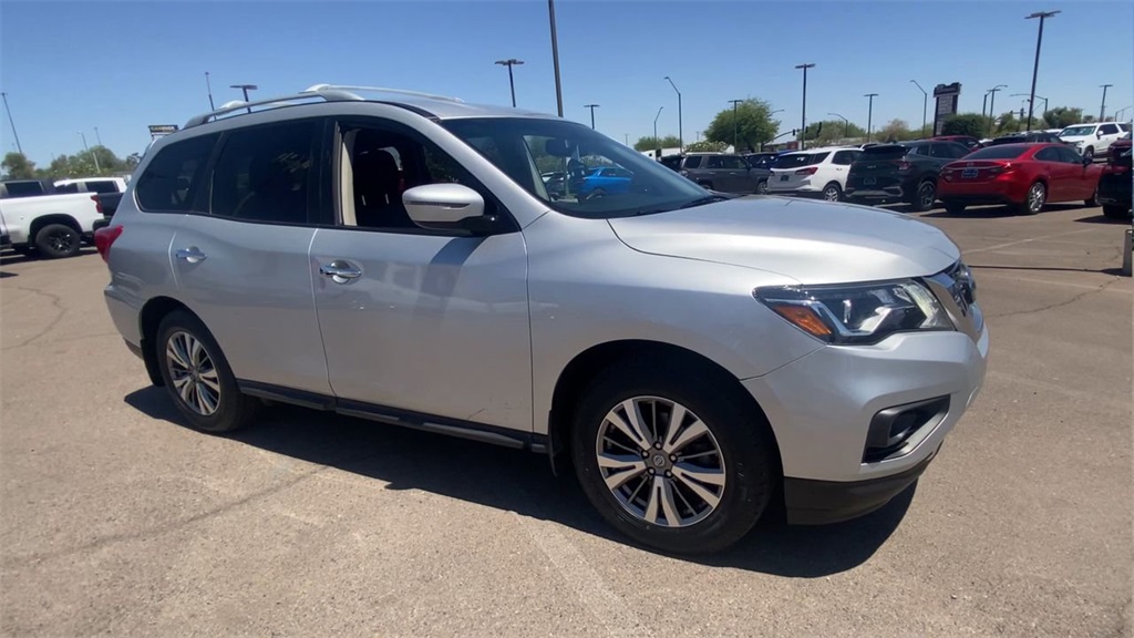 used 2020 Nissan Pathfinder car