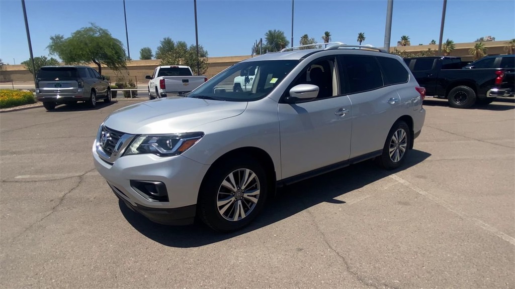 used 2020 Nissan Pathfinder car