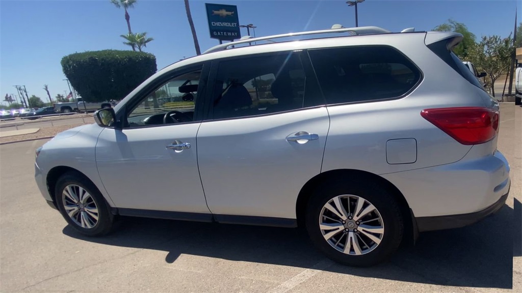 used 2020 Nissan Pathfinder car