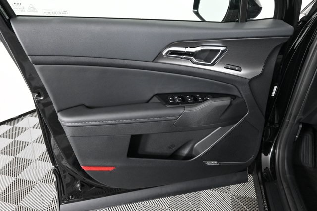 new 2025 Kia Sportage Hybrid car, priced at $38,857