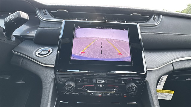 new 2025 Jeep Grand Cherokee car, priced at $43,735