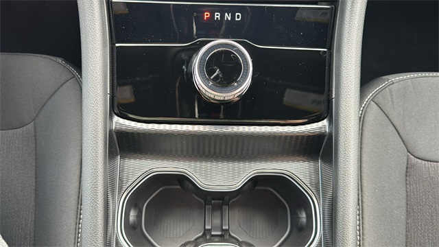 new 2025 Jeep Grand Cherokee car, priced at $43,735