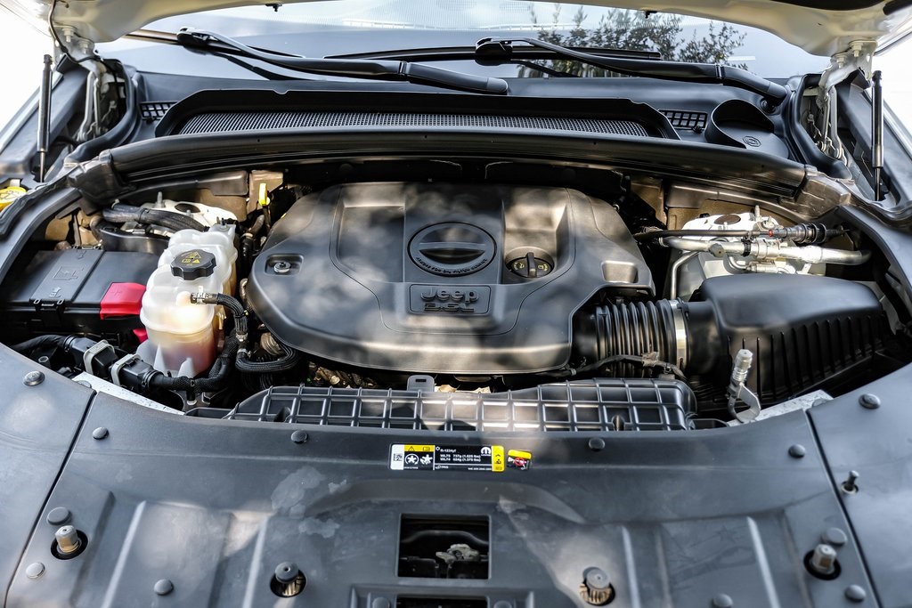 used 2021 Jeep Grand Cherokee L car, priced at $33,143