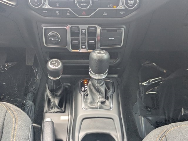new 2025 Jeep Wrangler car, priced at $38,480