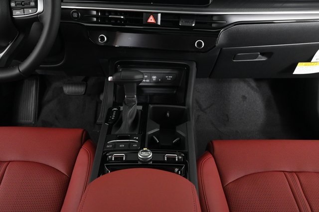 new 2025 Kia K5 car, priced at $32,498