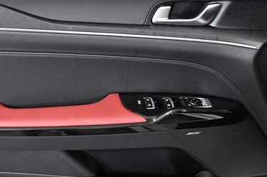 new 2025 Kia K5 car, priced at $32,498