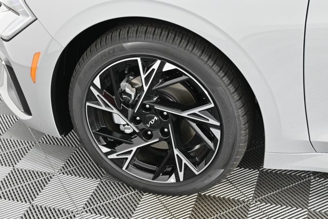 new 2025 Kia K5 car, priced at $32,498