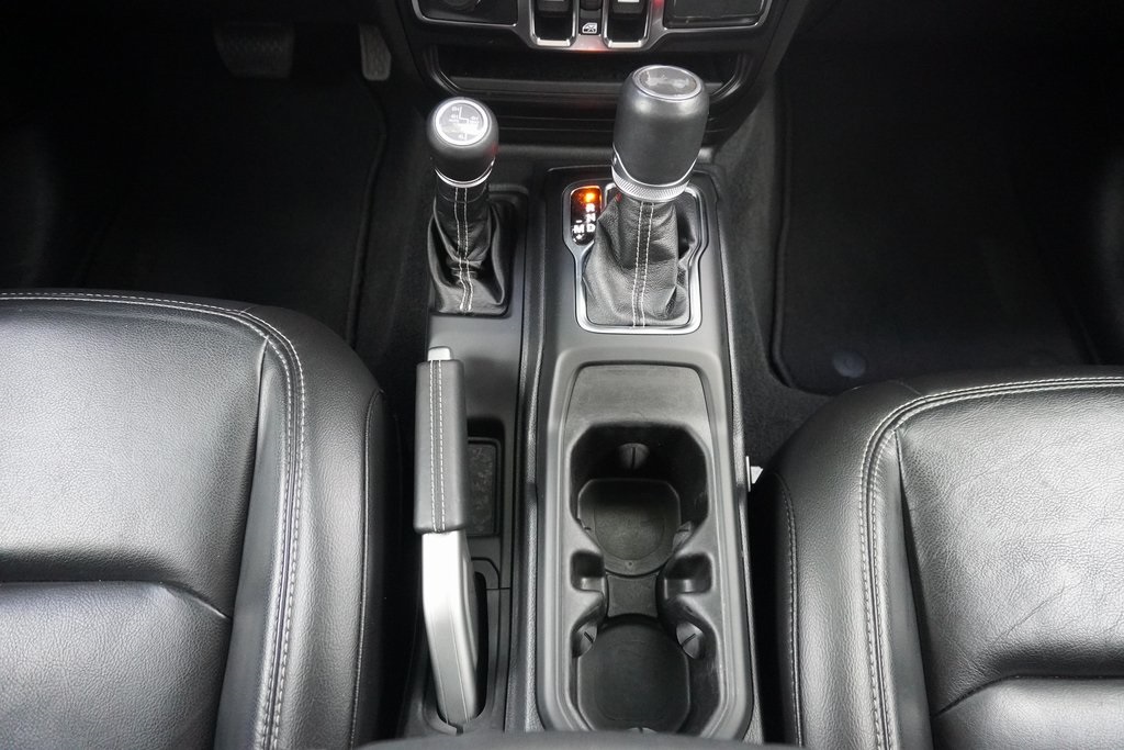 used 2021 Jeep Wrangler car, priced at $33,900
