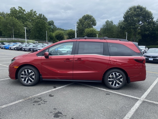 new 2025 Honda Odyssey car, priced at $45,145