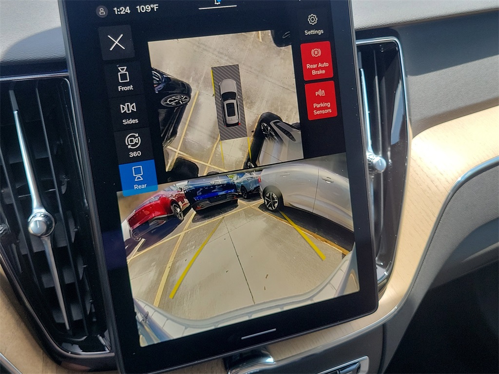 new 2026 Volvo XC60 car, priced at $54,235