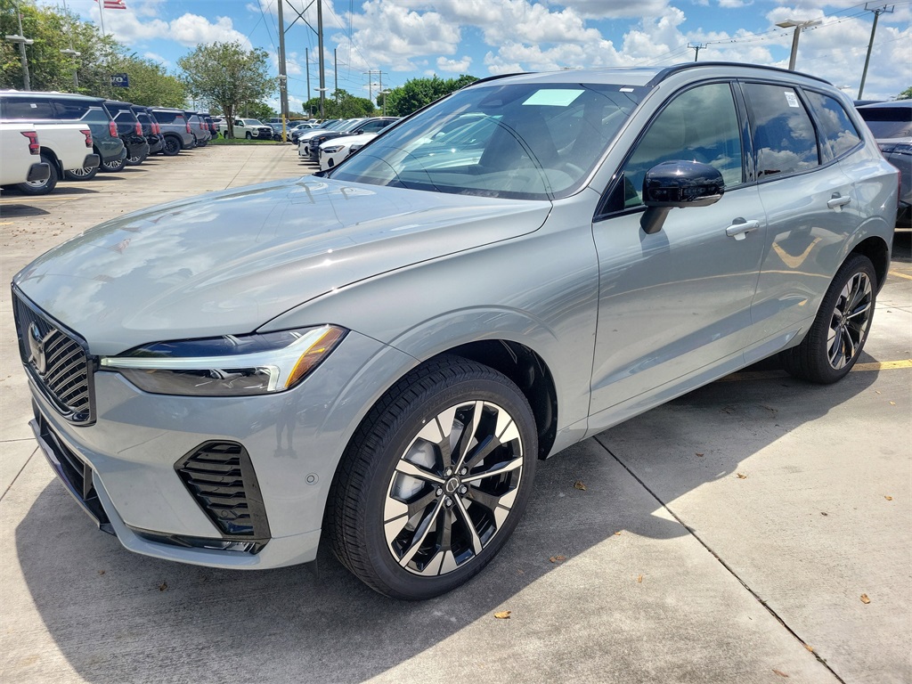 new 2026 Volvo XC60 car, priced at $54,235