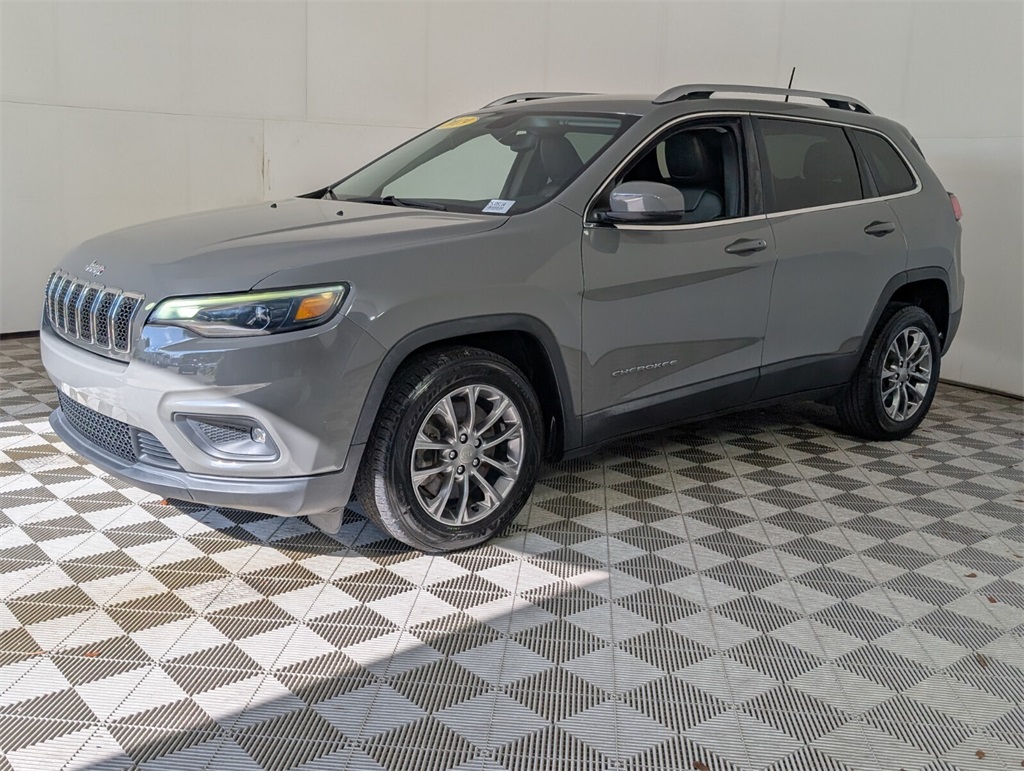 used 2019 Jeep Cherokee car, priced at $13,500
