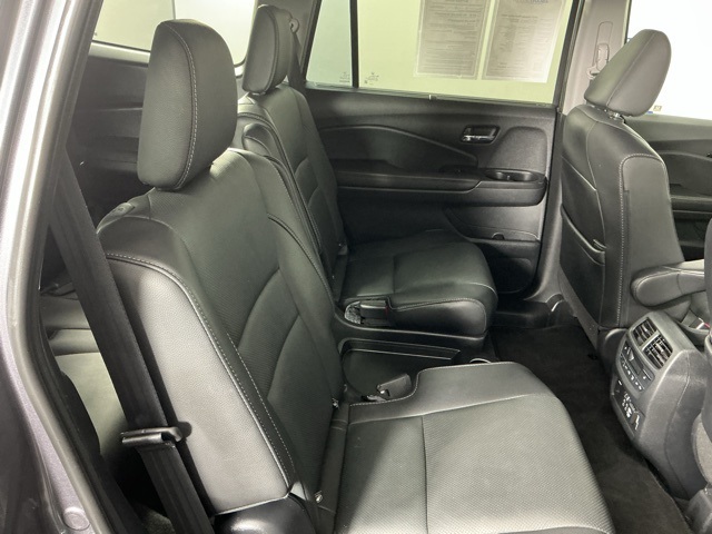 used 2022 Honda Pilot car, priced at $29,055