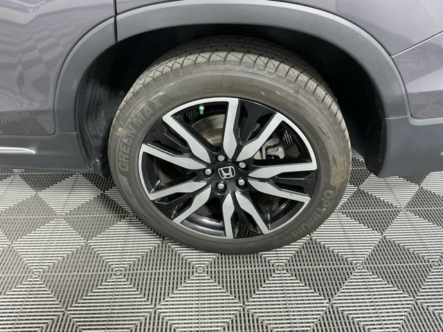 used 2022 Honda Pilot car, priced at $29,055