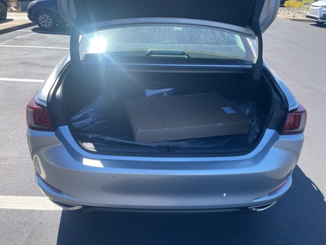 new 2025 Lexus ES car, priced at $49,424