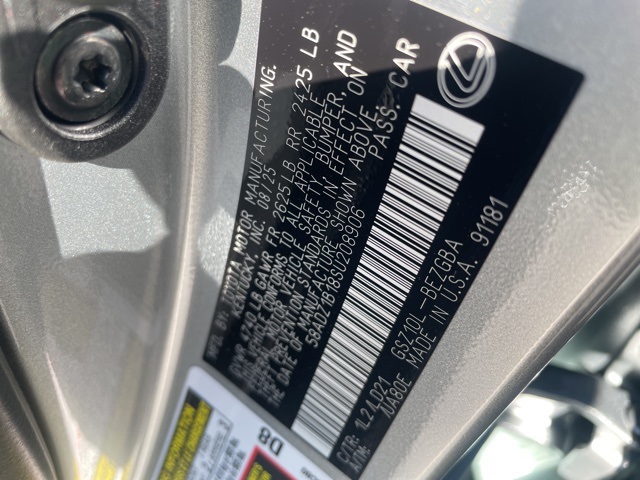 new 2025 Lexus ES car, priced at $49,424