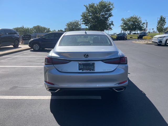 new 2025 Lexus ES car, priced at $49,424