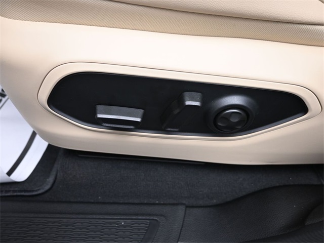 new 2025 Jeep Grand Cherokee L car, priced at $43,999