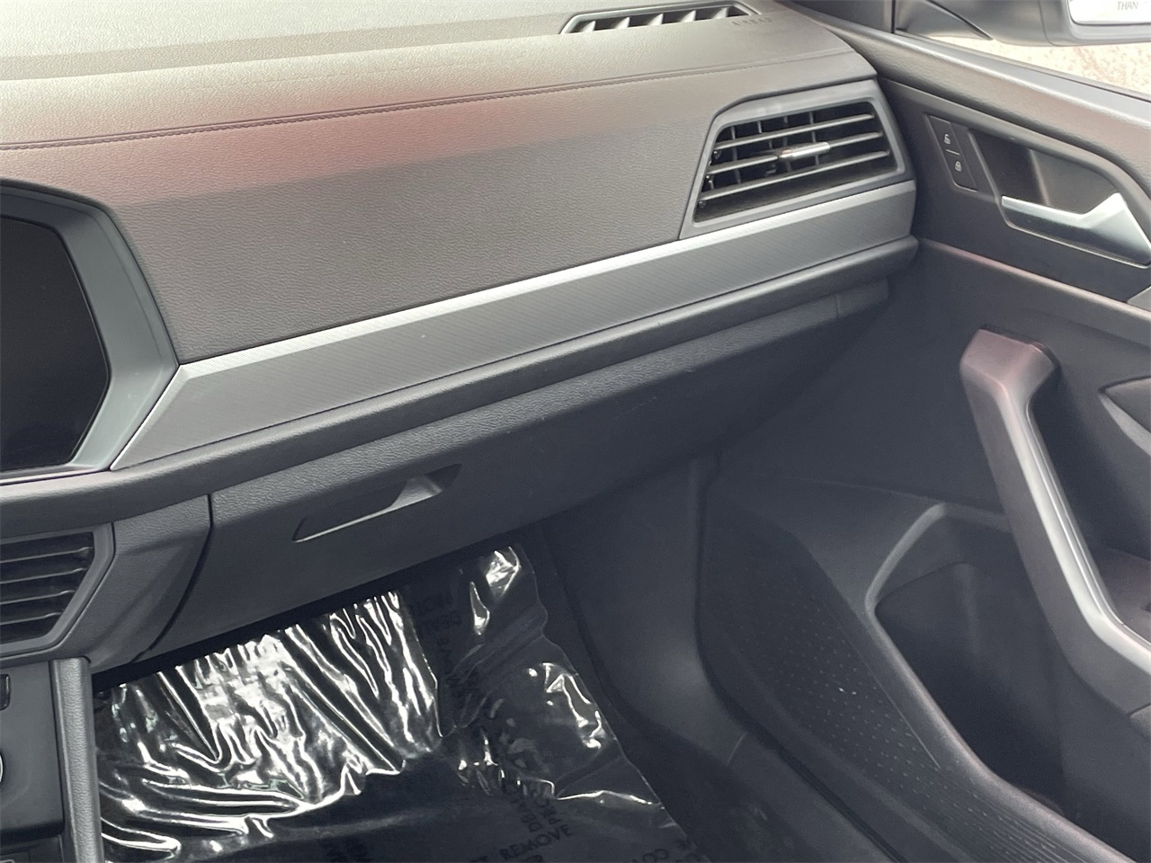 used 2024 Volkswagen Jetta car, priced at $15,995