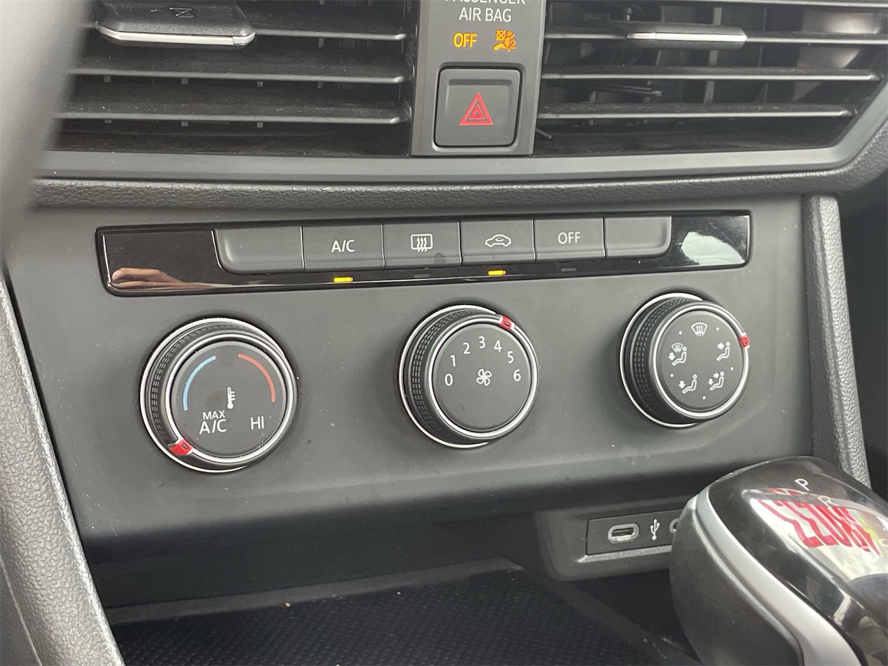 used 2024 Volkswagen Jetta car, priced at $15,995