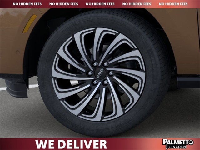 new 2025 Lincoln Navigator car, priced at $121,435