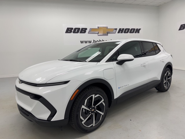 new 2026 Chevrolet Equinox EV car, priced at $35,495