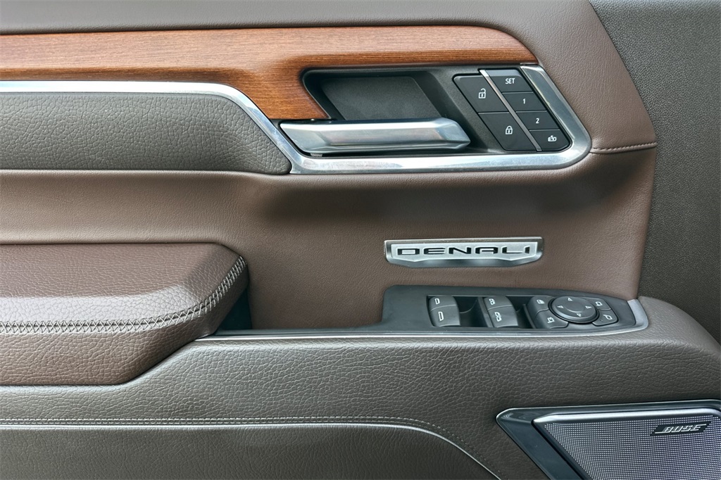 used 2023 GMC Sierra 1500 car, priced at $59,978