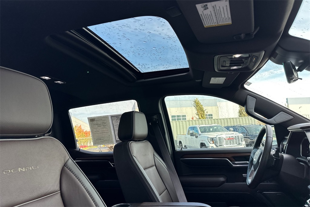 used 2023 GMC Sierra 1500 car, priced at $59,978