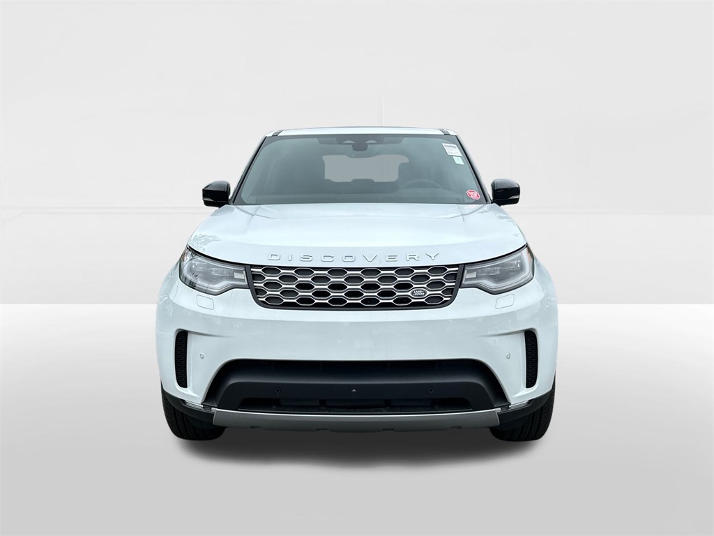 new 2025 Land Rover Discovery car, priced at $64,665