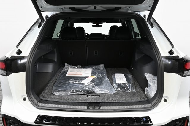 new 2026 Volkswagen Tiguan car, priced at $41,346